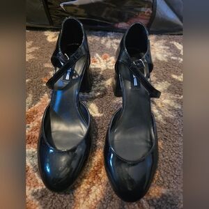 Design Lab Lord & Taylor Black Patent Heels